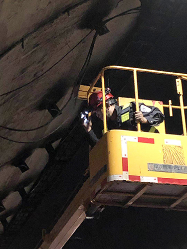 4 現(xiàn)場接線張耀及攝999.jpg